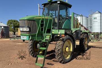 John Deere 2011   4630 SPRAYER