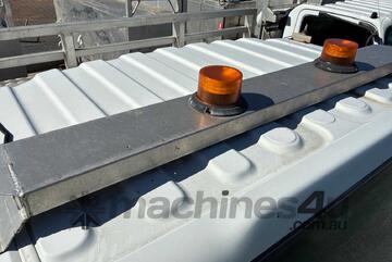 2015 Isuzu NNR 200 Service Body