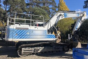 2022 Hyundai Excavator 35.0T Hyundai - Tilt Hitch