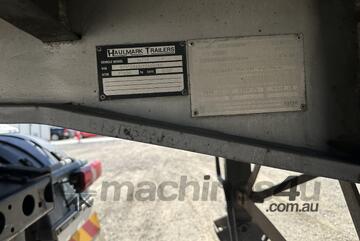 2002 Haulmark 3ST37 Tri-Axle Curtainsider Trailer