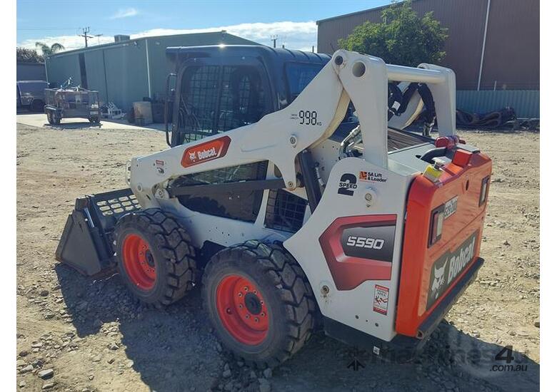 Bobcat S590