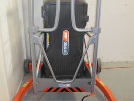 LIFT POD - Hire - picture0' - Click to enlarge
