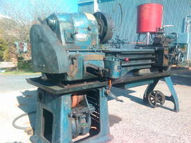 Demco Industrial Metalwork Lathe - picture2' - Click to enlarge