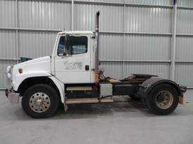 1995 Freightliner FL106 Prime Mover - picture0' - Click to enlarge