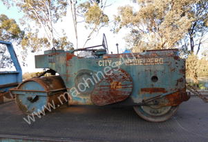 cricket pitch roller , auto/roller diesel