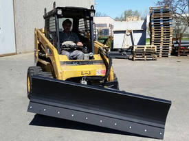 Heavy Duty Skid Steer Dozer Blade - picture2' - Click to enlarge