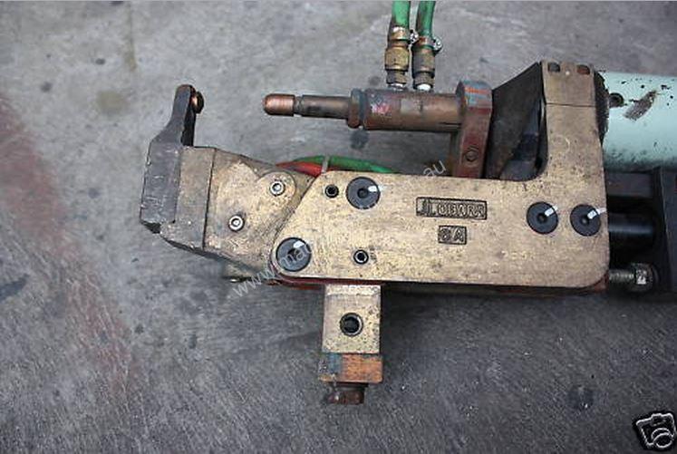 caption SEN-4601 Spot weld gun water cooled 6A