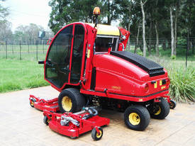 Gianni Ferrari T6 Kubota Out Front Ride On Mower - picture2' - Click to enlarge