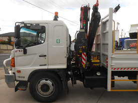 2013 Hino FG 500 Series 1628 Crane *23,000kms* - picture2' - Click to enlarge