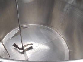 STAINLESS STEEL TANK, MILK VAT 2800 LT - picture2' - Click to enlarge