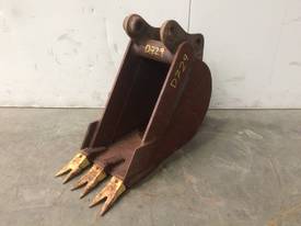 270MM TOOTHED BUCKET WITH NEW TEETH SUIT 2-3T EXCAVATOR D729 - picture0' - Click to enlarge