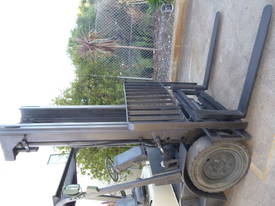 Crown Diesel Standard Pallet Mover  - picture1' - Click to enlarge