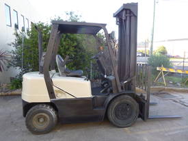 Crown Diesel Standard Pallet Mover  - picture2' - Click to enlarge