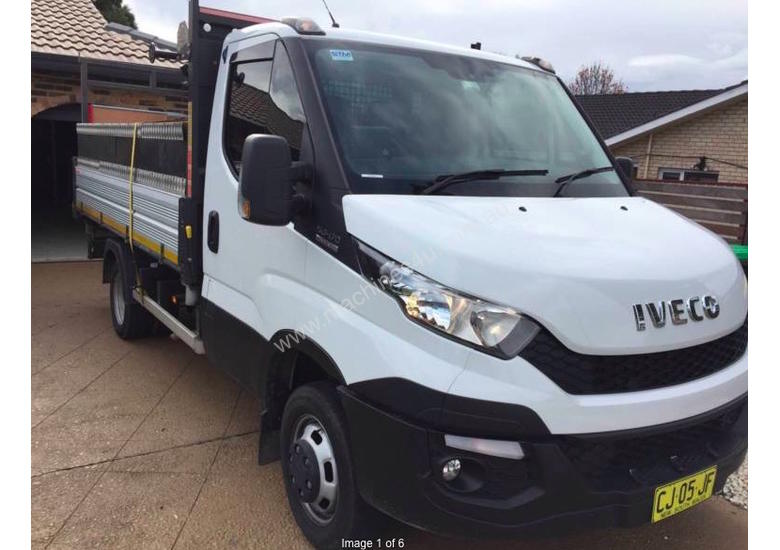 caption Iveco Daily 50C17 3 Way Tipper