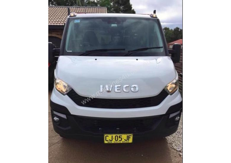 caption Iveco Daily 50C17 3 Way Tipper