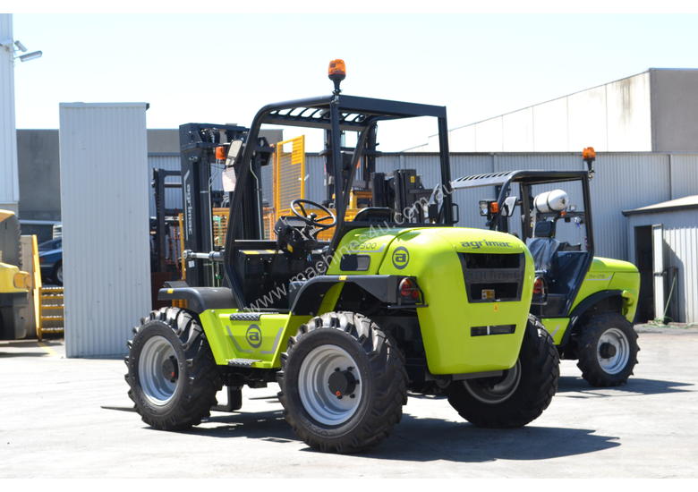 caption Rough Terrain Forklift TH-120-350 All Wheel Drive