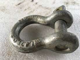 Bow D Shackle 4.7 ton 19mm Rigging Equipment - picture2' - Click to enlarge