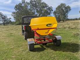 FARMTECH ITS-700P SINGLE DISC ATV SPREADER (700L) - picture0' - Click to enlarge