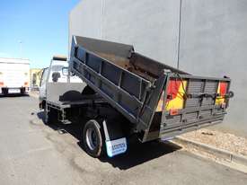 Mitsubishi Canter Tipper Truck - picture1' - Click to enlarge