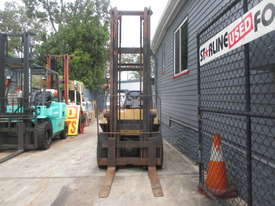 Nissan 2.5 ton, LPG Cheap Used Forklift - picture1' - Click to enlarge