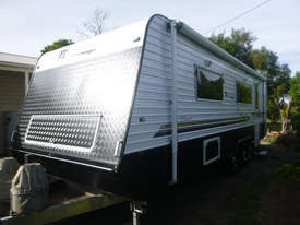 Paramount  Classic RV-Towed RVs - picture0' - Click to enlarge