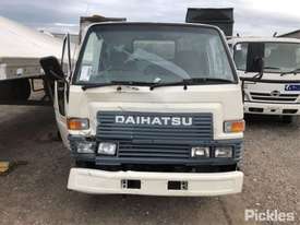 1995 Daihatsu Delta - picture1' - Click to enlarge