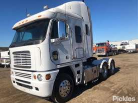 2005 Freightliner Argosy FLH101 - picture2' - Click to enlarge