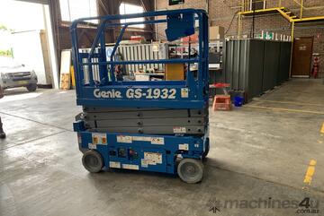   Genie GS1932 Electric Scissor Lift