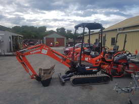 Kubota U17-3 2017  Very low hours - picture0' - Click to enlarge