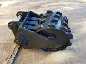 ShawX 27-35 TONNE COMPACTION WHEEL - picture1' - Click to enlarge