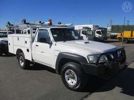 Nissan GU Patrol - picture0' - Click to enlarge