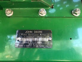 John Deere S680 Header(Combine) Harvester/Header - picture1' - Click to enlarge