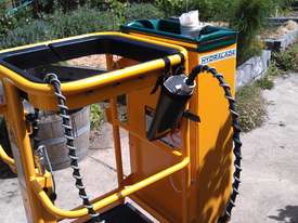 Hydralada Compact 300 Elevated Orchard Picker - picture1' - Click to enlarge