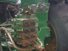 John Deere 9300 FWA/4WD Tractor - picture0' - Click to enlarge