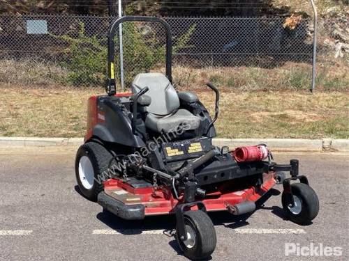 Toro GroundsMaster 7210