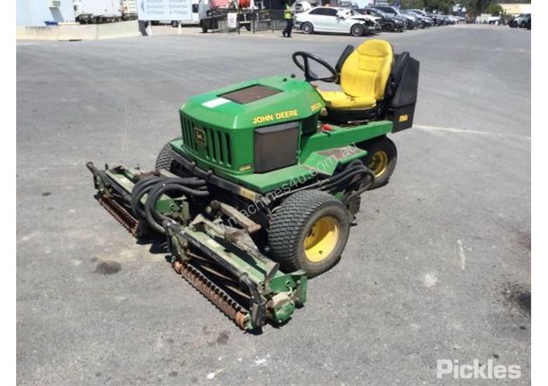 caption John Deere 2653A