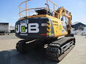 JCB JS220LC - picture2' - Click to enlarge