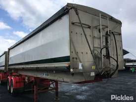 2005 Sloanbuilt Trailers Tandem A - picture0' - Click to enlarge