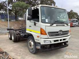 2011 Hino FM1J - picture0' - Click to enlarge