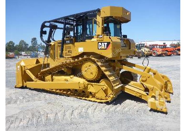 caption CATERPILLAR D6R Crawler Tractor