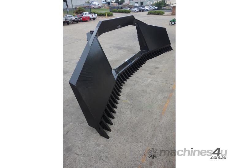 caption 30' Wide Stick Rake - Australian Made!