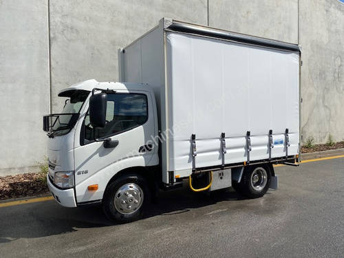 Hino 616 - 300 Series Curtainsider Truck