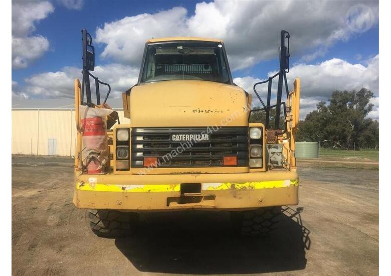 caption Caterpillar 740