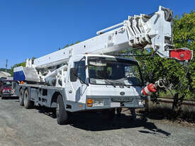 2006 Zoomlion QY25H Truck Crane - picture0' - Click to enlarge