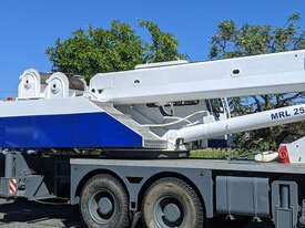 2006 Zoomlion QY25H Truck Crane - picture2' - Click to enlarge