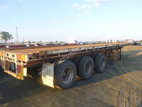 Freighter Semi Flat top Trailer