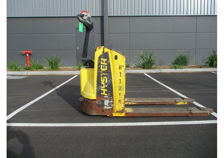 caption 2.0T Battery Electric Pallet Truck