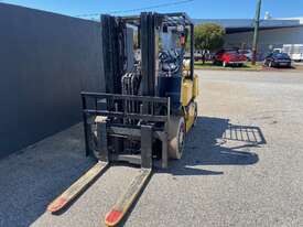2007 Yale GP40LH LPG Forklift  - picture2' - Click to enlarge