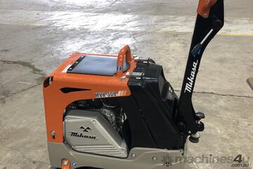 REVERSIBLE DIESEL COMPACTOR 341kg