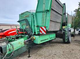 2 Row Bunker Potato Harvester - picture0' - Click to enlarge